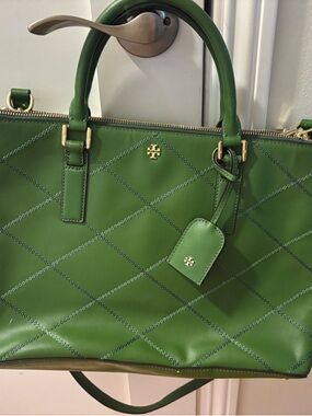 Tory Burch Bags - Tory Burch Green Wildstitch Satchel with Gold Hardware